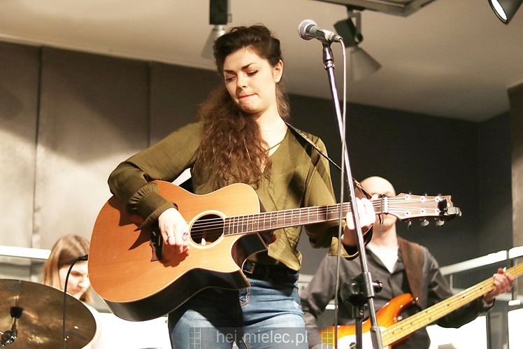 Scena w Jadernówce: muzyczna i klimatyczna formacja Cheap Tobacoo