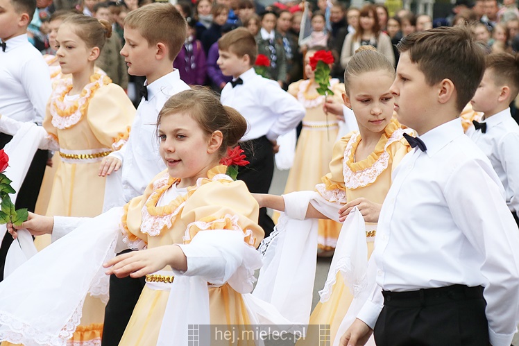 Biało-Czerwona Starówka: Mielec obchodził Święto Konstytucji 3 Maja
