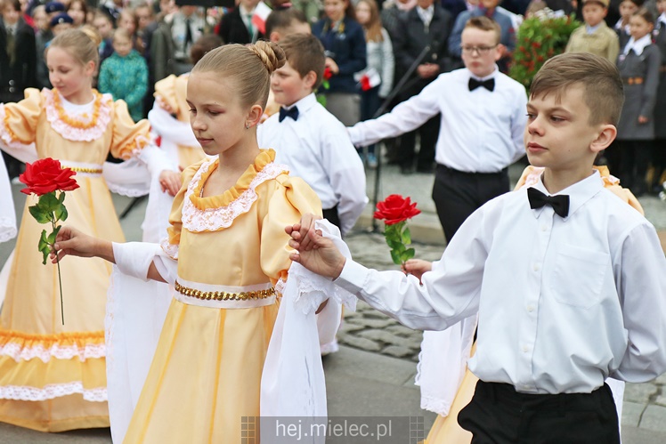Biało-Czerwona Starówka: Mielec obchodził Święto Konstytucji 3 Maja