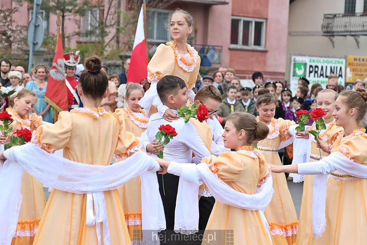 Biało-Czerwona Starówka: Mielec obchodził Święto Konstytucji 3 Maja