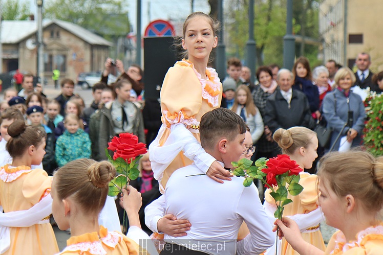 Biało-Czerwona Starówka: Mielec obchodził Święto Konstytucji 3 Maja