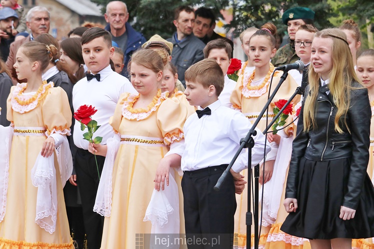 Biało-Czerwona Starówka: Mielec obchodził Święto Konstytucji 3 Maja