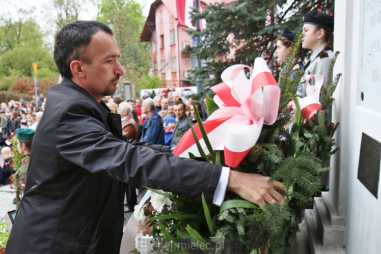Biało-Czerwona Starówka: Mielec obchodził Święto Konstytucji 3 Maja