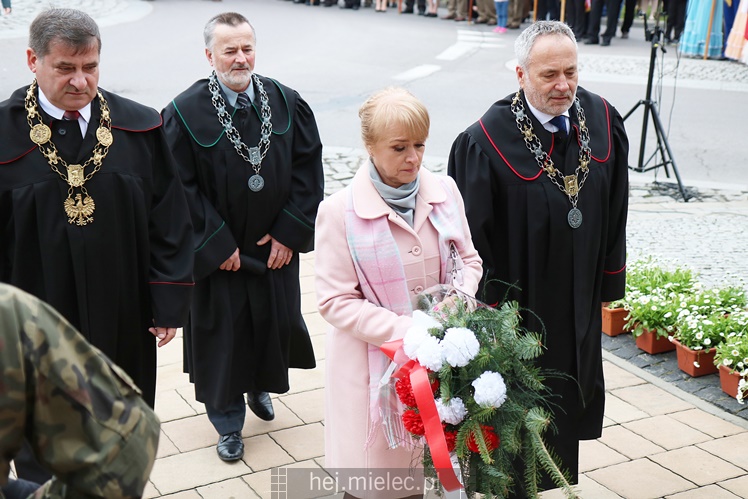 Biało-Czerwona Starówka: Mielec obchodził Święto Konstytucji 3 Maja