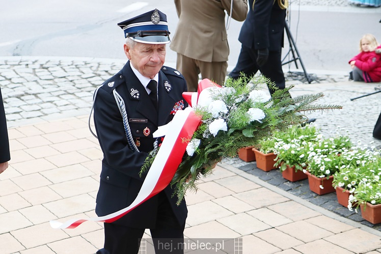 Biało-Czerwona Starówka: Mielec obchodził Święto Konstytucji 3 Maja