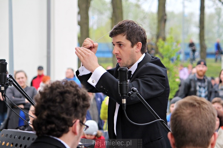 Majowy koncert nad Wisłoką: PSM, BIG MIELEC BAND