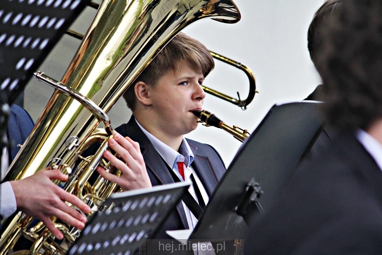 Majowy koncert nad Wisłoką: PSM, BIG MIELEC BAND