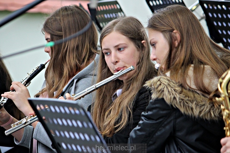 Majowy koncert nad Wisłoką: PSM, BIG MIELEC BAND