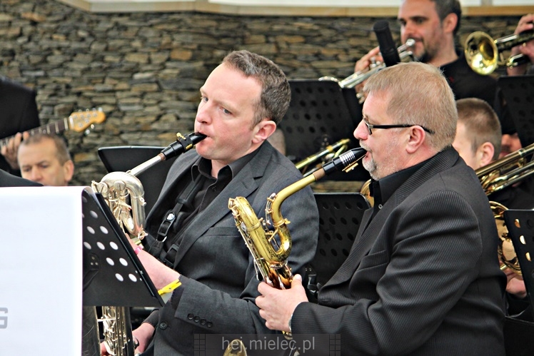 Majowy koncert nad Wisłoką: PSM, BIG MIELEC BAND