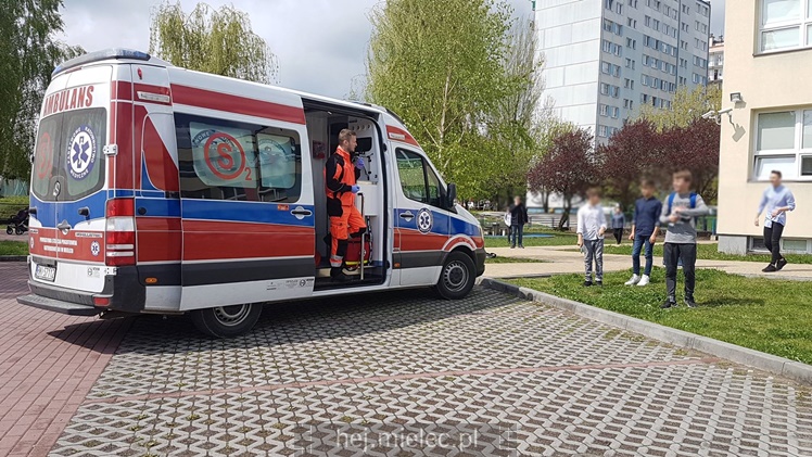 Ewakuacja SP9, dzieci zemdlały w szkole!