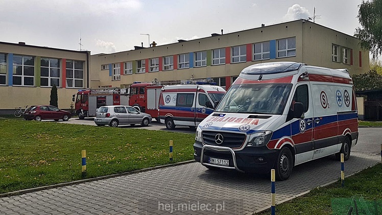 Ewakuacja SP9, dzieci zemdlały w szkole!