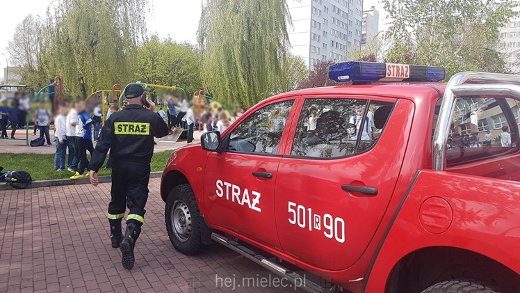 Ewakuacja SP9, dzieci zemdlały w szkole!