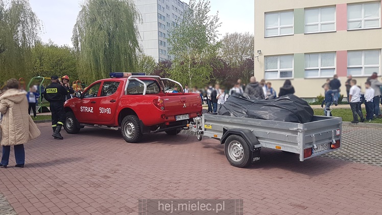 Ewakuacja SP9, dzieci zemdlały w szkole!