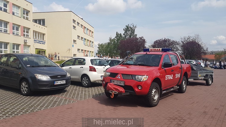 Ewakuacja SP9, dzieci zemdlały w szkole!