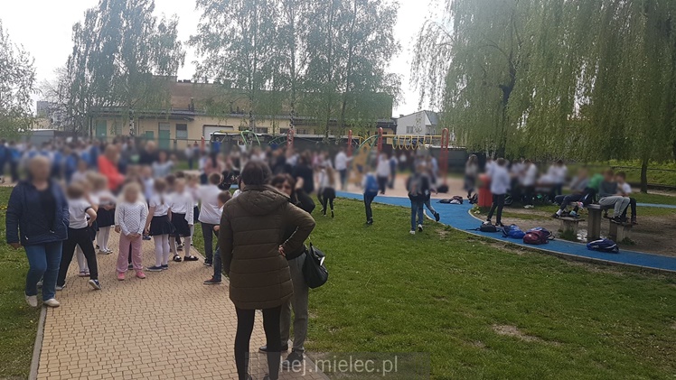 Ewakuacja SP9, dzieci zemdlały w szkole!