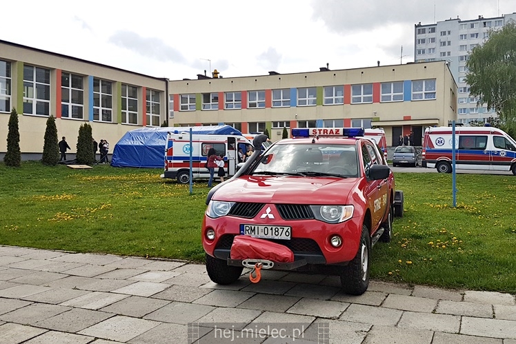 Ewakuacja SP9, dzieci zemdlały w szkole!