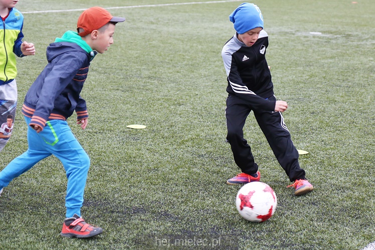 Indiańsko-sportowy piknik majowy z Hotelem Rado