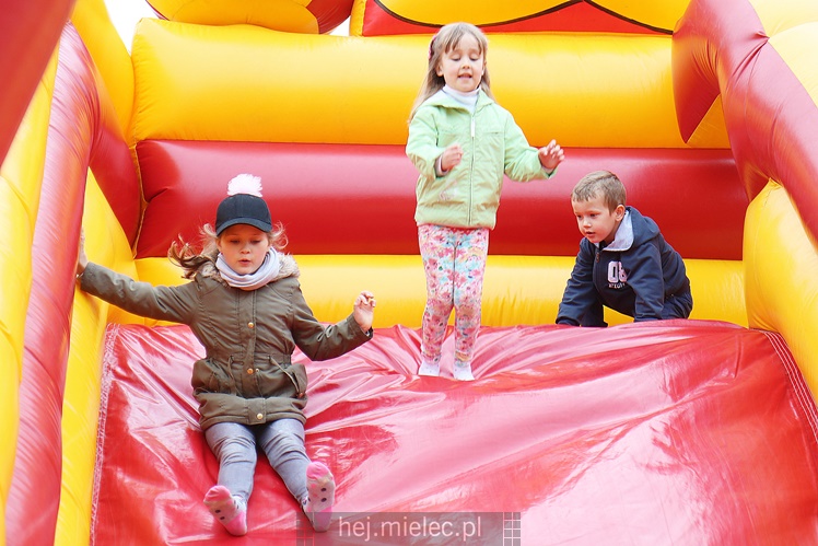 Indiańsko-sportowy piknik majowy z Hotelem Rado