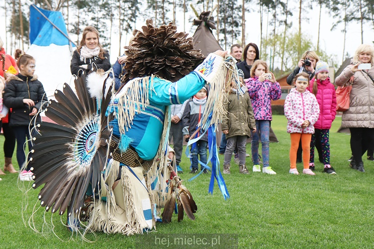 Indiańsko-sportowy piknik majowy z Hotelem Rado