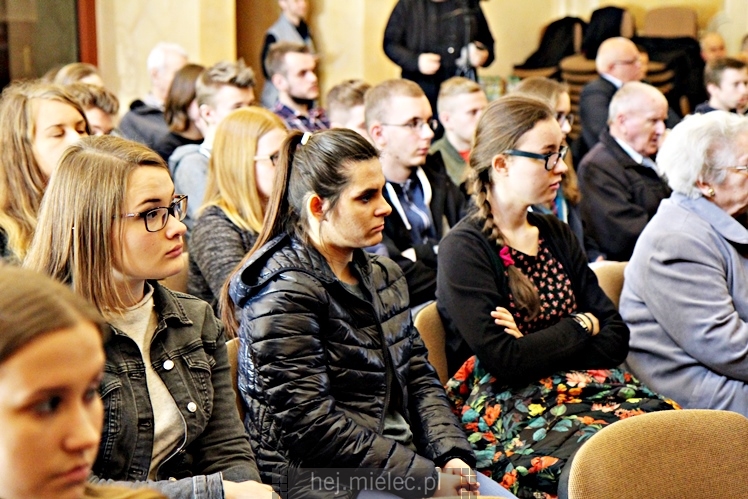 Konferencja naukowa: Na fundamentach wiary ? jubileusz 70-lecia Parafii MBNP w Mielcu