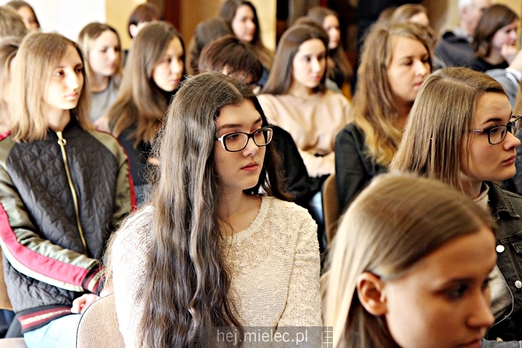 Konferencja naukowa: Na fundamentach wiary ? jubileusz 70-lecia Parafii MBNP w Mielcu