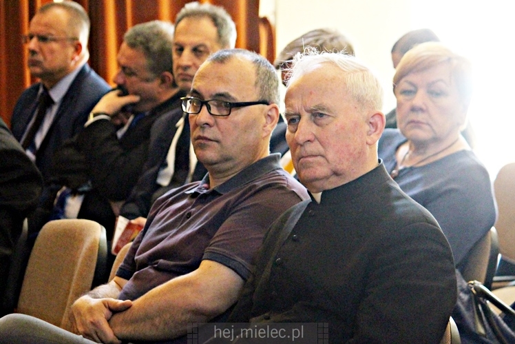 Konferencja naukowa: Na fundamentach wiary ? jubileusz 70-lecia Parafii MBNP w Mielcu