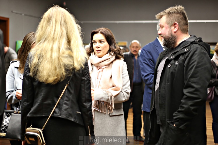 Doroczna wystawa prac artystów ze Stowarzyszenia Twórców Kultury Plastycznej otwarta