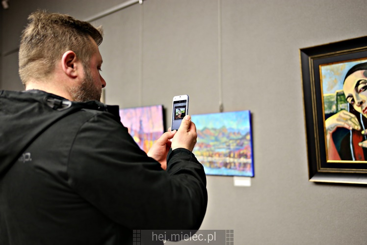 Doroczna wystawa prac artystów ze Stowarzyszenia Twórców Kultury Plastycznej otwarta