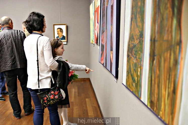 Doroczna wystawa prac artystów ze Stowarzyszenia Twórców Kultury Plastycznej otwarta