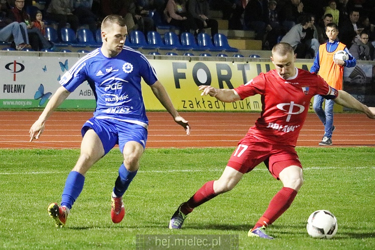 Nice 1 liga: WISŁA PUŁAWY - FKS STAL MIELEC