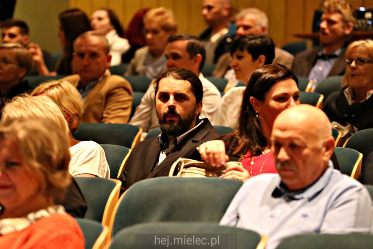 Przemiera sztuki ?Rozmowy przy wycinaniu lasu?