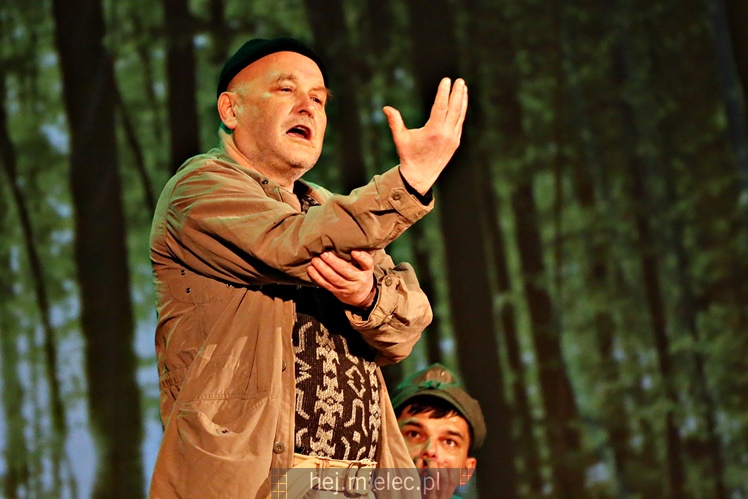 Przemiera sztuki ?Rozmowy przy wycinaniu lasu?