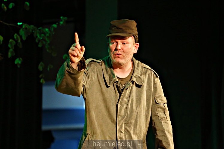 Przemiera sztuki ?Rozmowy przy wycinaniu lasu?