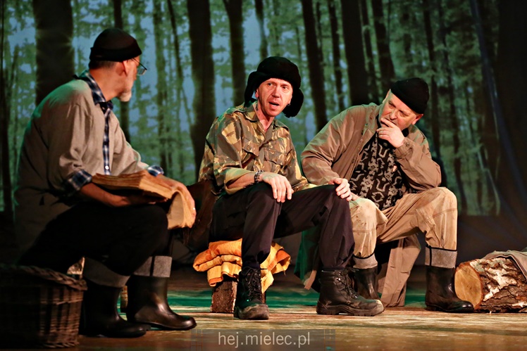 Przemiera sztuki ?Rozmowy przy wycinaniu lasu?