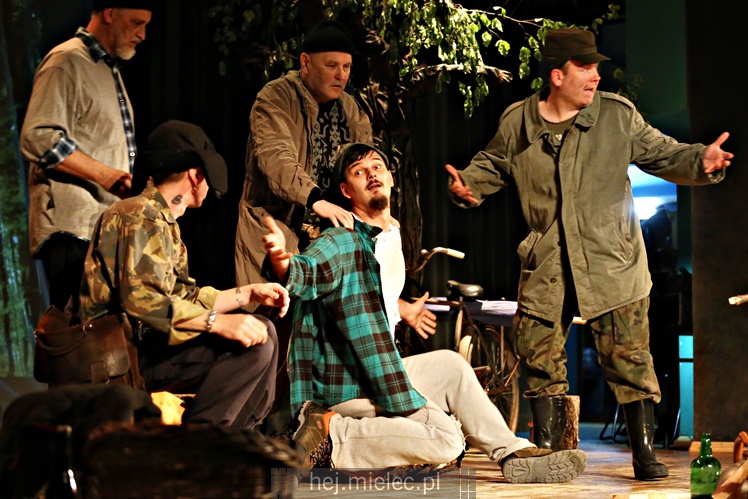 Przemiera sztuki ?Rozmowy przy wycinaniu lasu?