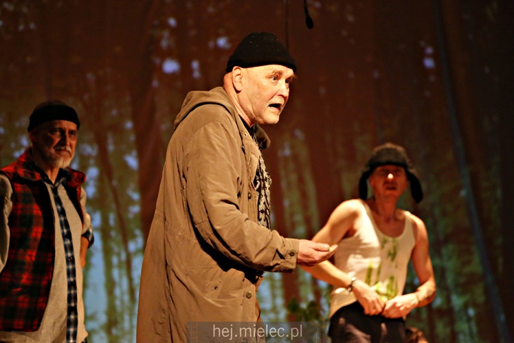 Przemiera sztuki ?Rozmowy przy wycinaniu lasu?