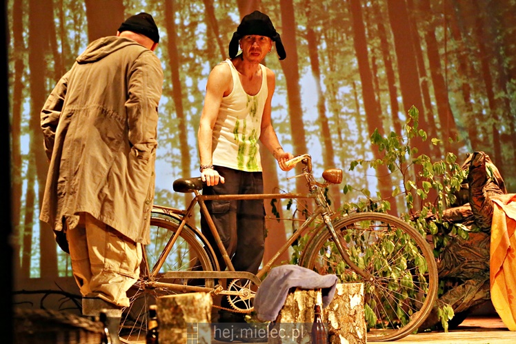 Przemiera sztuki ?Rozmowy przy wycinaniu lasu?