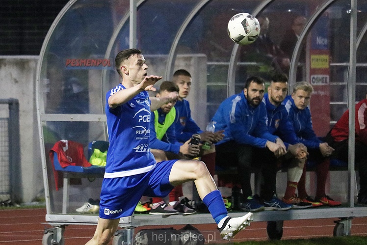 Nice 1 liga: WISŁA PUŁAWY - FKS STAL MIELEC