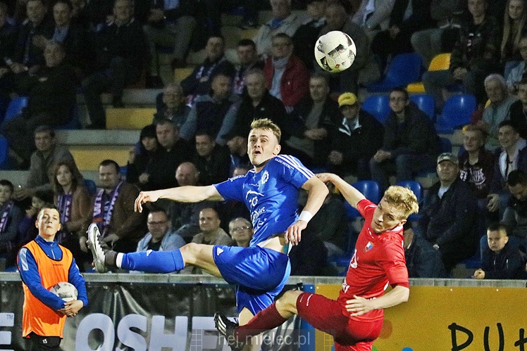 Nice 1 liga: WISŁA PUŁAWY - FKS STAL MIELEC