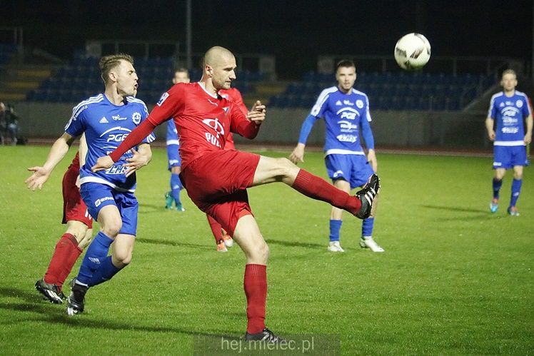 Nice 1 liga: WISŁA PUŁAWY - FKS STAL MIELEC