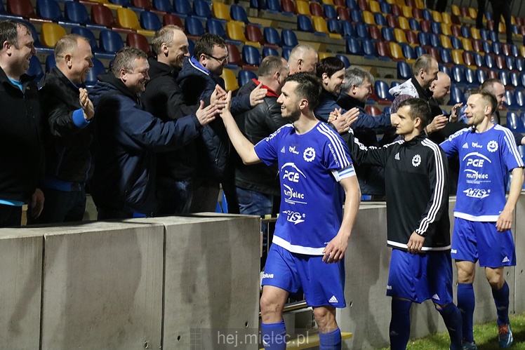 Nice 1 liga: WISŁA PUŁAWY - FKS STAL MIELEC