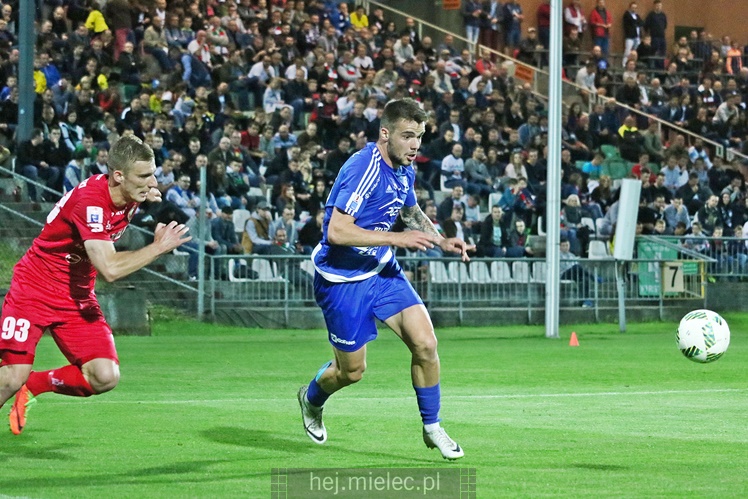 Nice 1 liga: ZAGŁĘBIE SOSNOWIEC - FKS STAL MIELEC