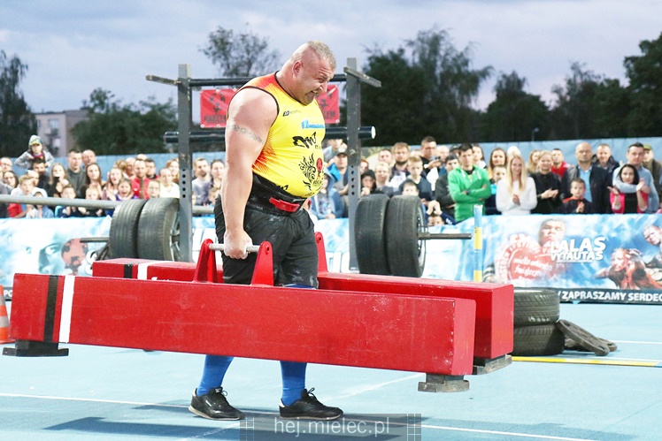 Pierwsze zawody strongman w Mielcu