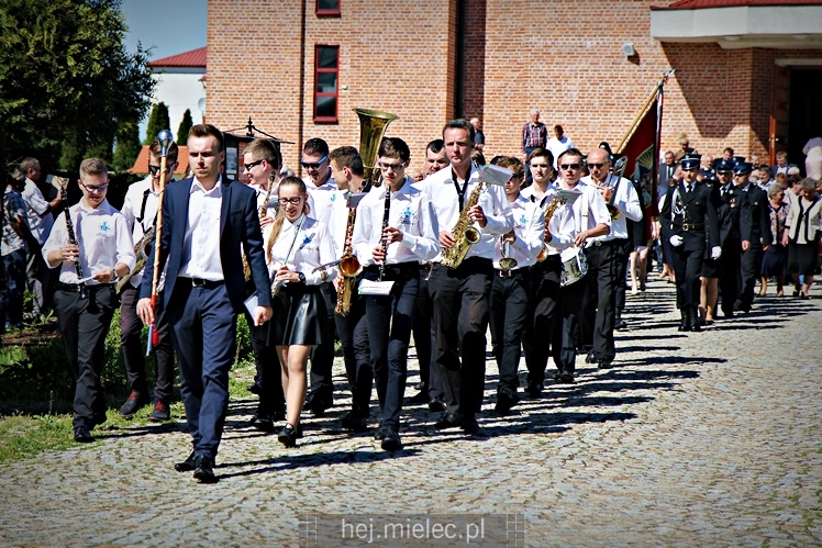 Rzochów przypomniał swoją historię. Kamień Pamięci stanął w Rynku na 635. rocznicę lokacji