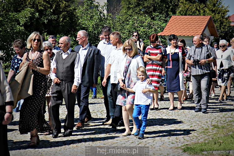 Rzochów przypomniał swoją historię. Kamień Pamięci stanął w Rynku na 635. rocznicę lokacji