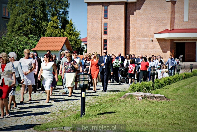 Rzochów przypomniał swoją historię. Kamień Pamięci stanął w Rynku na 635. rocznicę lokacji