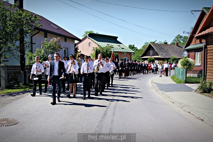 Rzochów przypomniał swoją historię. Kamień Pamięci stanął w Rynku na 635. rocznicę lokacji