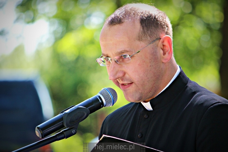 Rzochów przypomniał swoją historię. Kamień Pamięci stanął w Rynku na 635. rocznicę lokacji