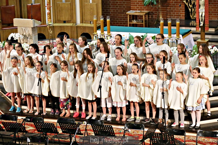 Koncert Pieśni Maryjnych