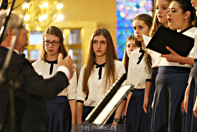 Koncert Pieśni Maryjnych